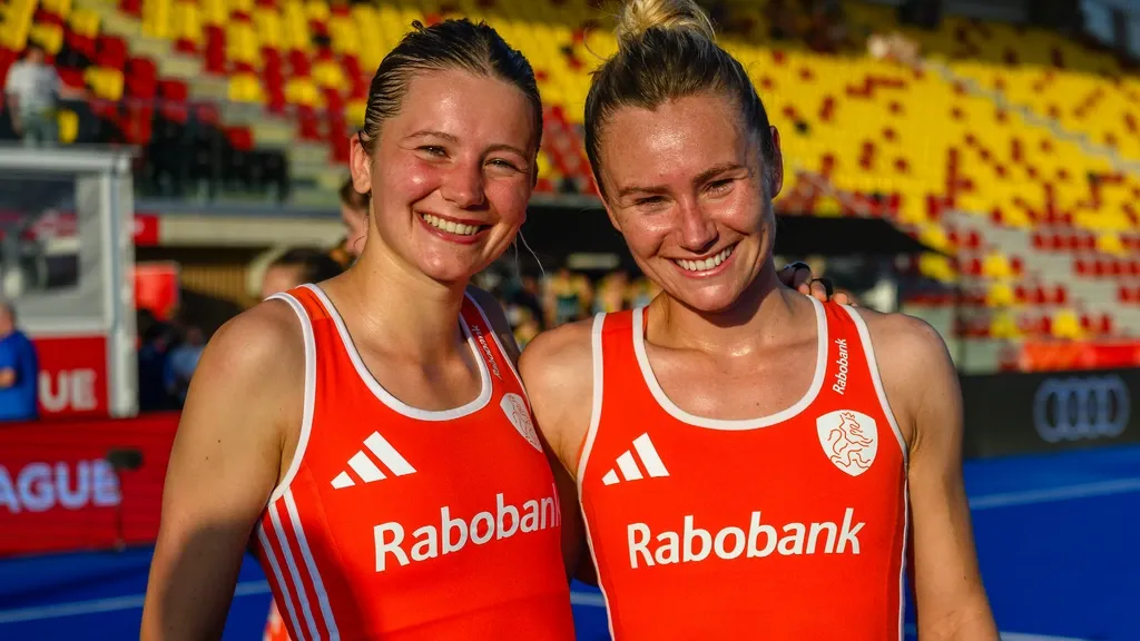 Orange hockey squad with sisters Guusje and Freeke Moes heads to World Cup at home
