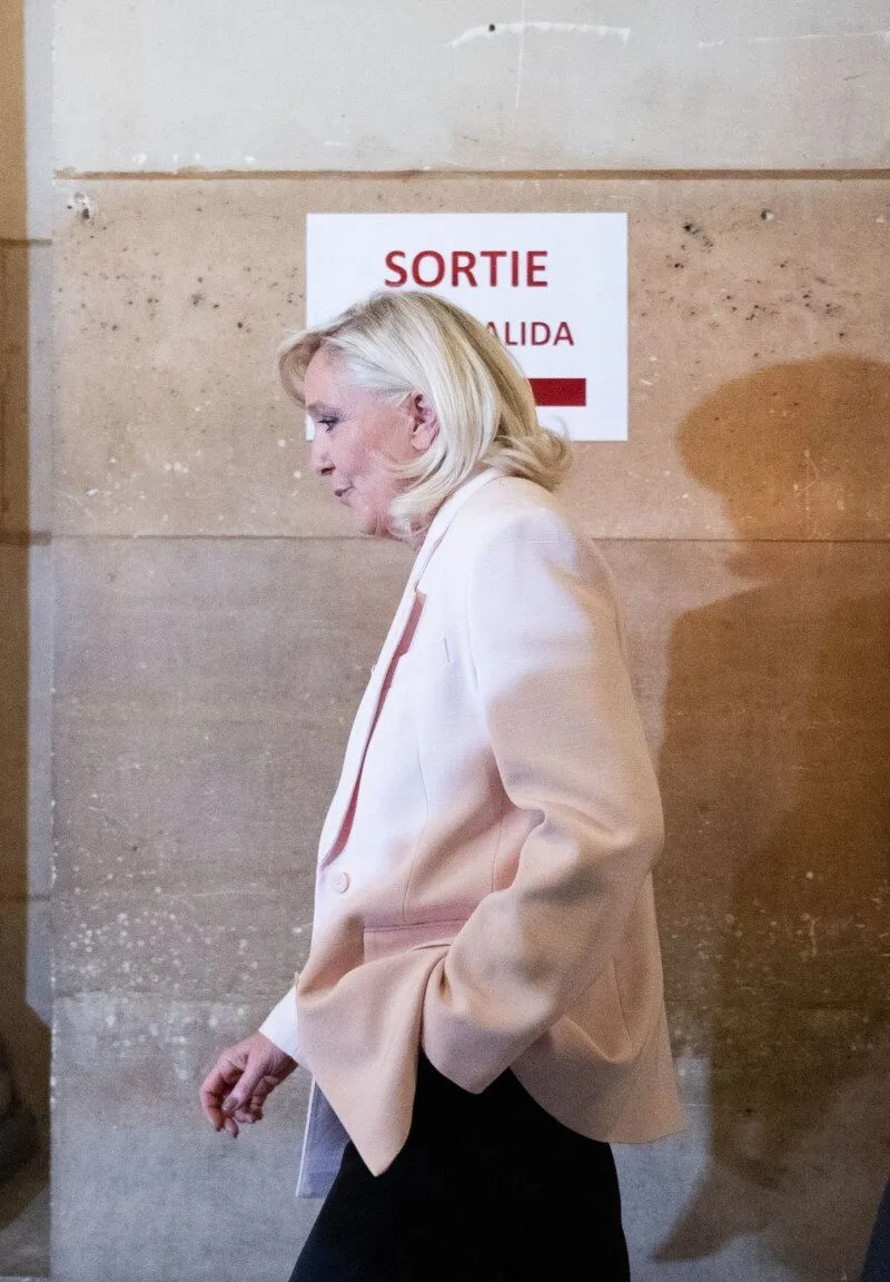 Warning: France teeters on collapse — financially and politically