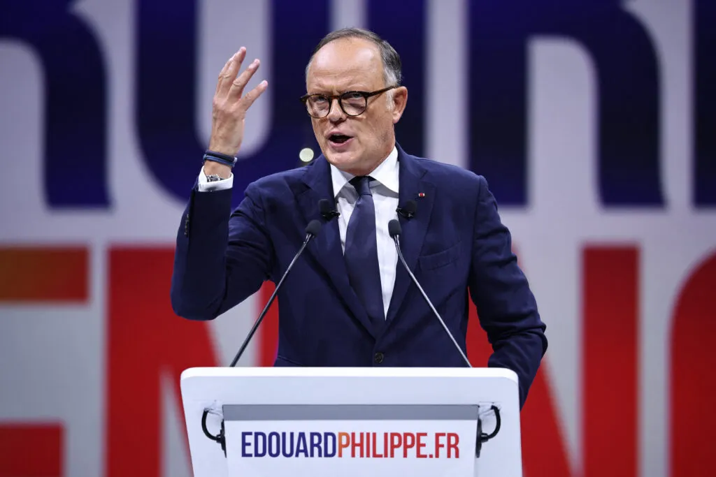 The lone politician refusing the August holiday — determined to put France first