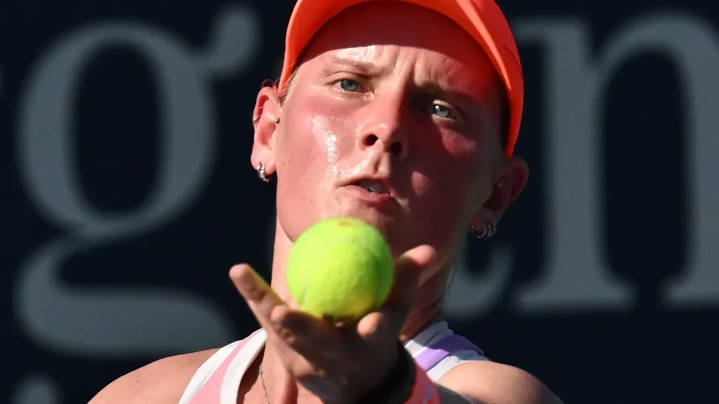 Tennis player Lamens records first WTA win since October last year