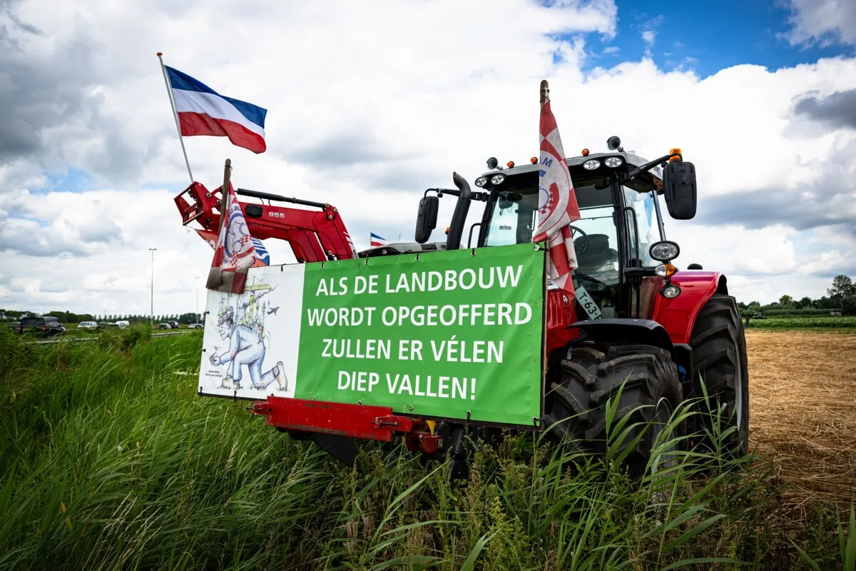 Peak-polluting farmers turn to Agriculture Minister Van Essen for help