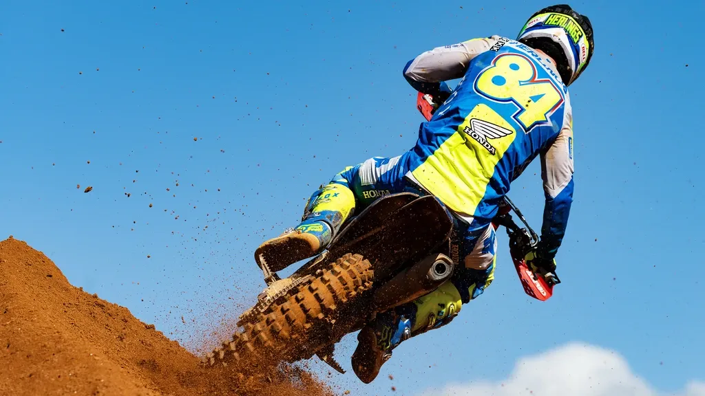 World title within reach for motocross rider Herlings: rival Coenen's injury a 'turning point'