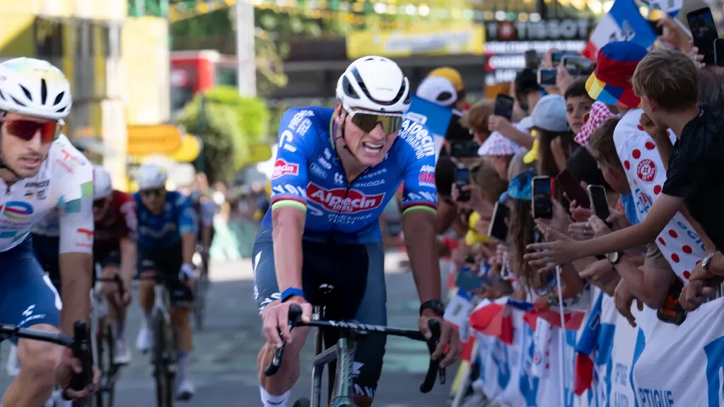 Terribly hard, terribly beautiful: Dutch Tour riders gasp after a day of chaos — despite Western fuss