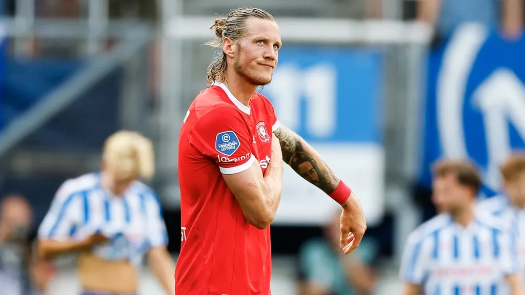 Twente fail to score after European six-goal romp and lose in Heerenveen
